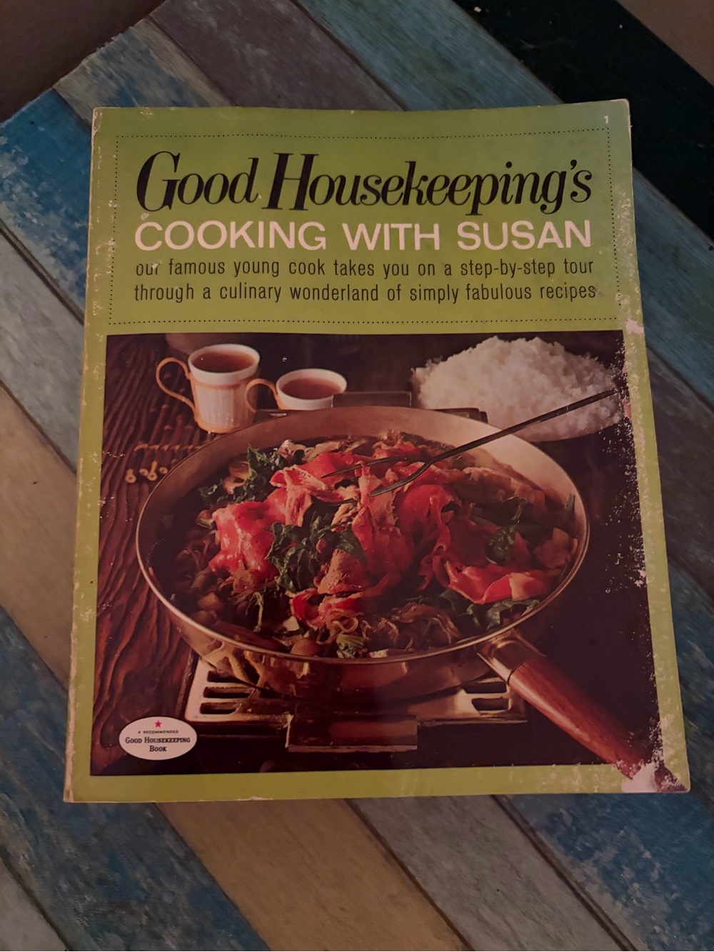 Good Housekeeping Cooking with Vintage. Volume 1-13Susan - Green Cover Cookbook